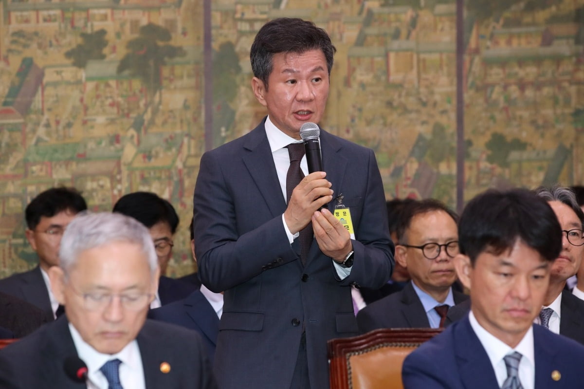 帕努奇：国米稍显疲态；不认为参加欧冠是他们输给米兰的理由