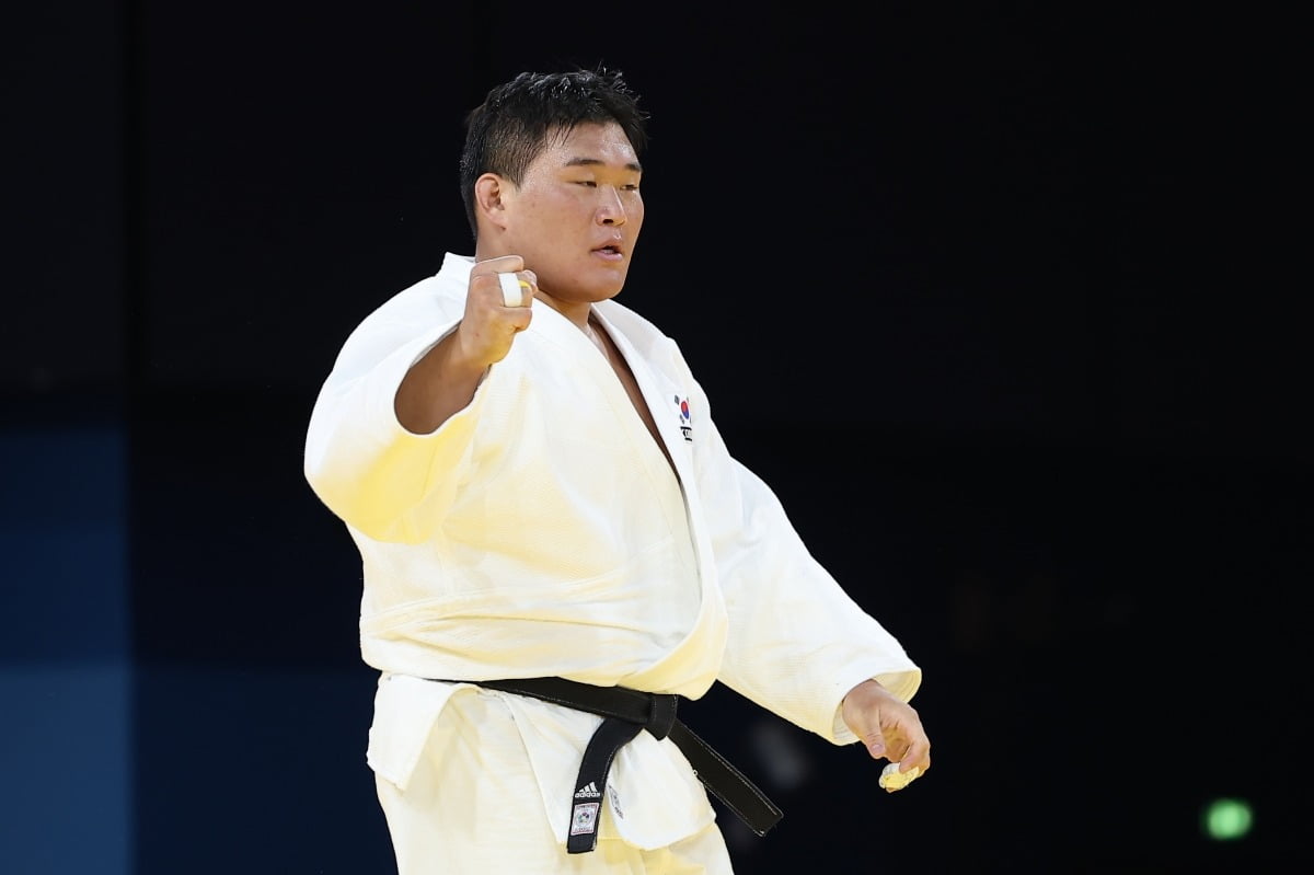 CBA最新排名：广厦独占榜首，2-5同胜场，北控掉至11，上海三连胜