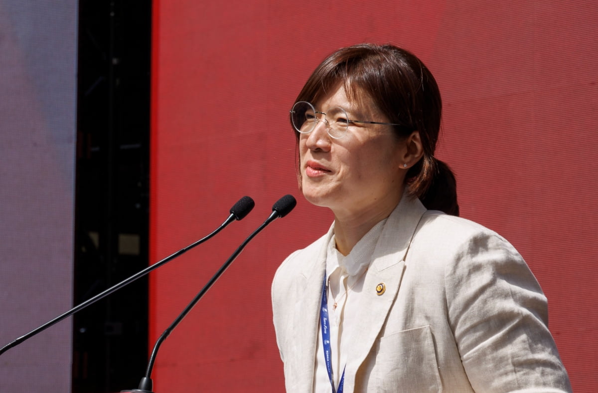 西甲前瞻：赫罗纳盼止住连续6场不胜颓势 毕尔巴鄂竞技主力门将停赛埋隐患