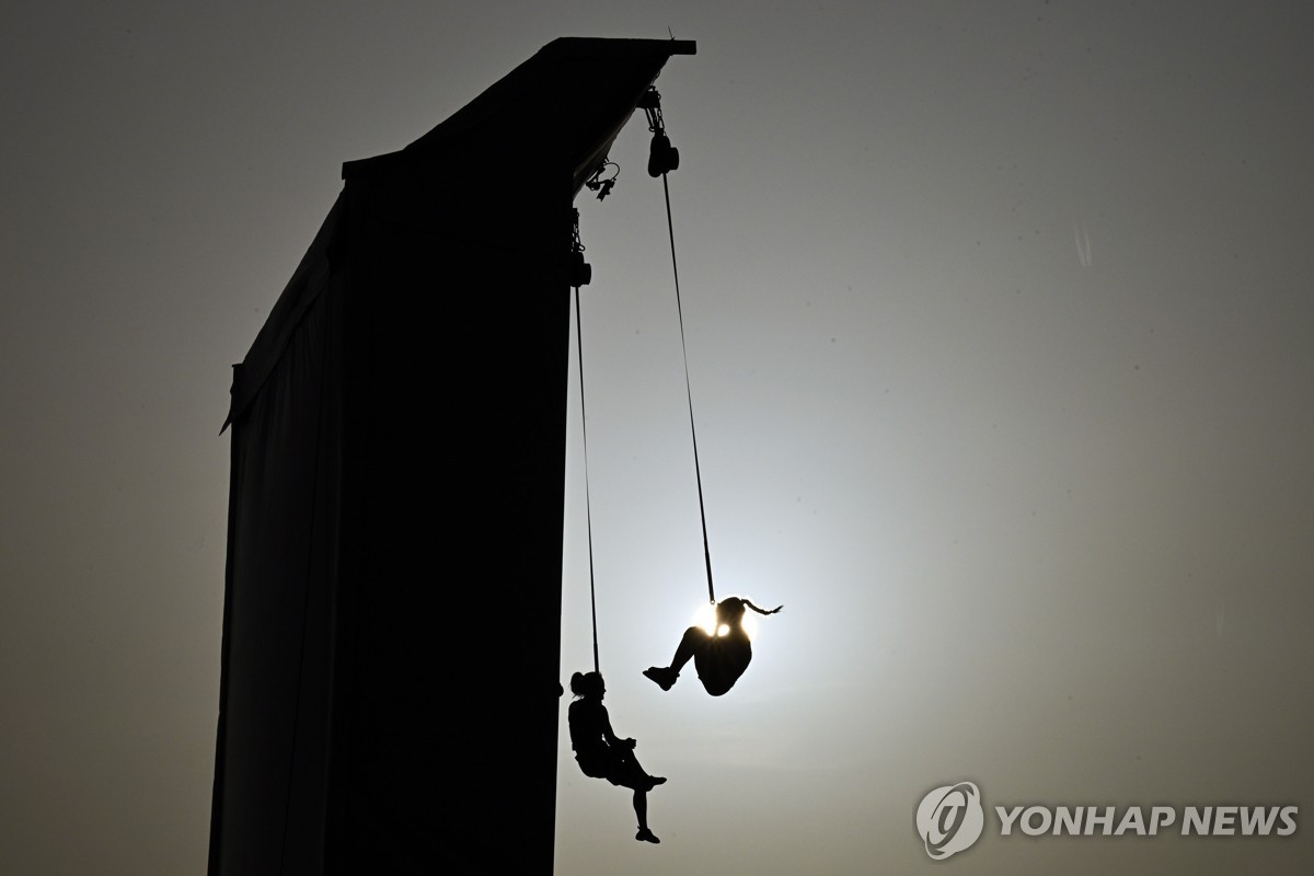 赫罗纳欧冠名单：范德贝克、罗梅乌、布赖恩-希尔入选