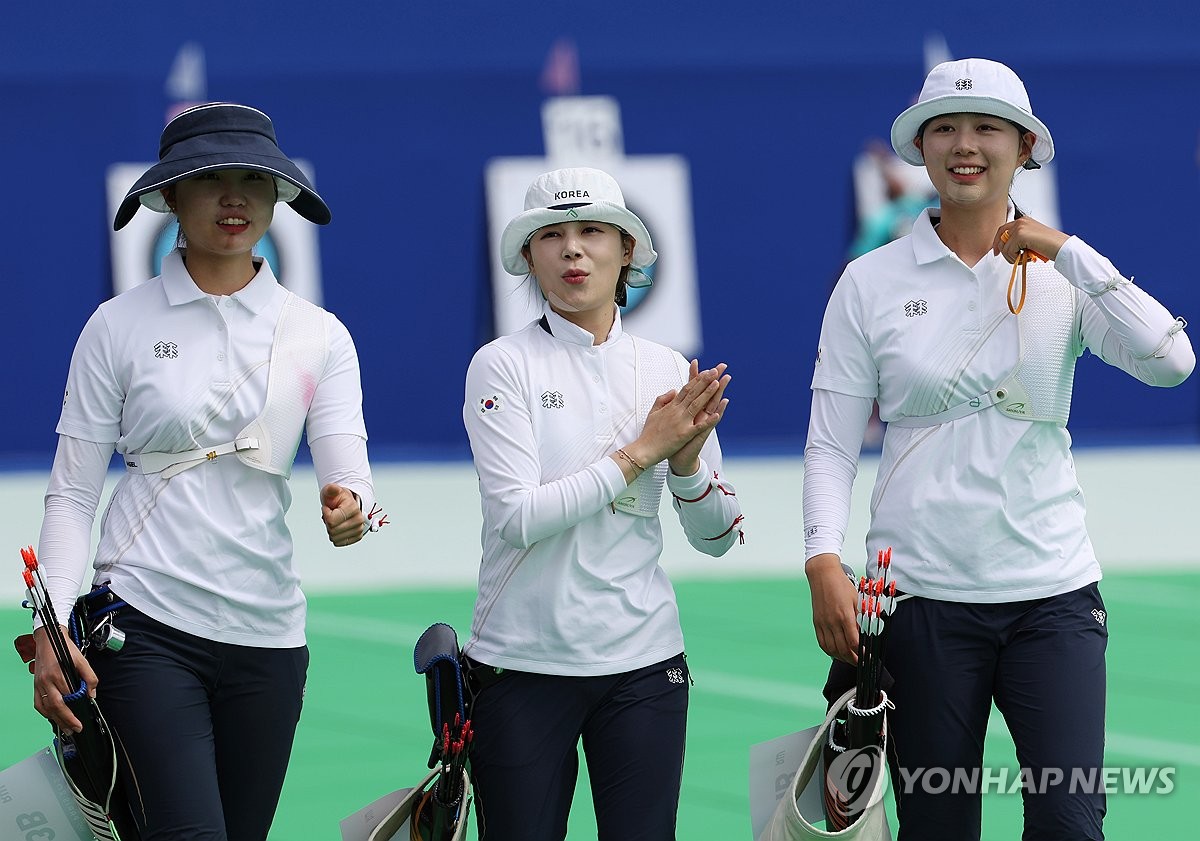 又一粒乌龙！费耶诺德3-2领先赫罗纳