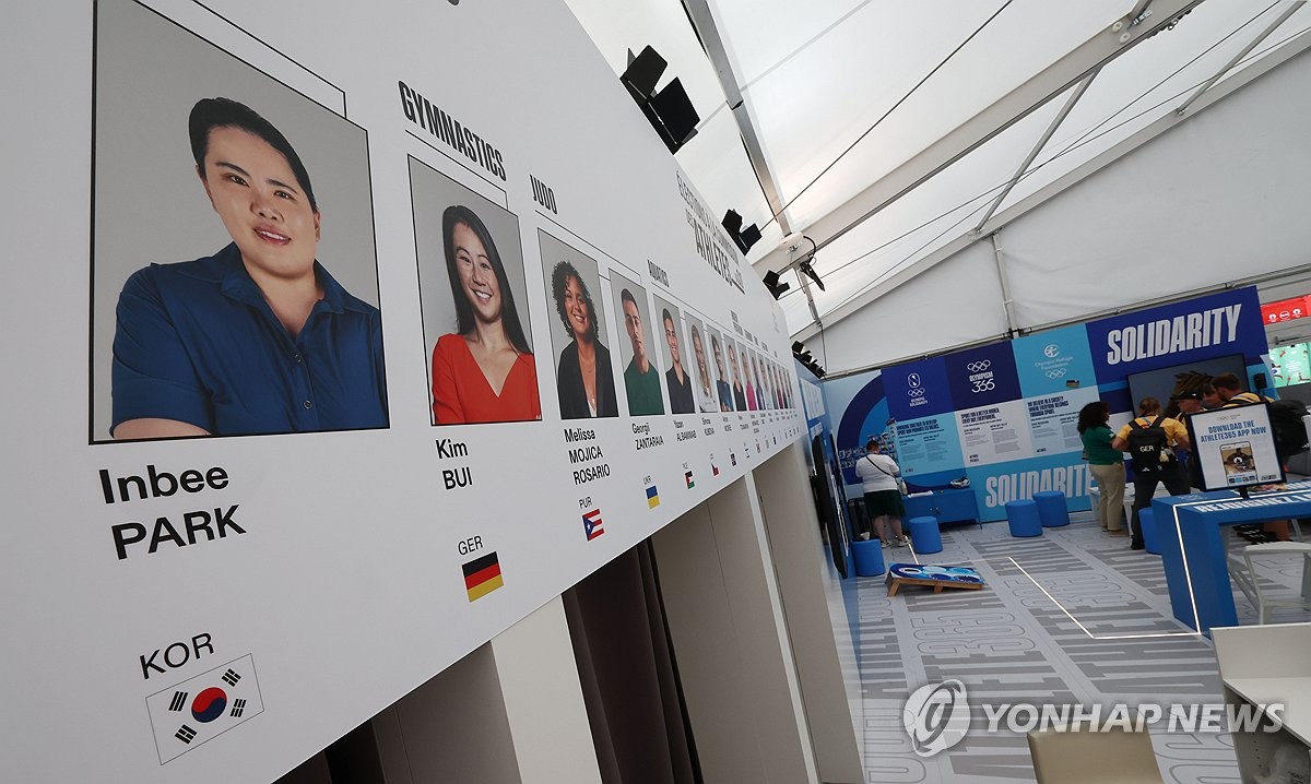 贝林厄姆：有次比赛我弟双响，安帅调侃说要把他买来顶替我