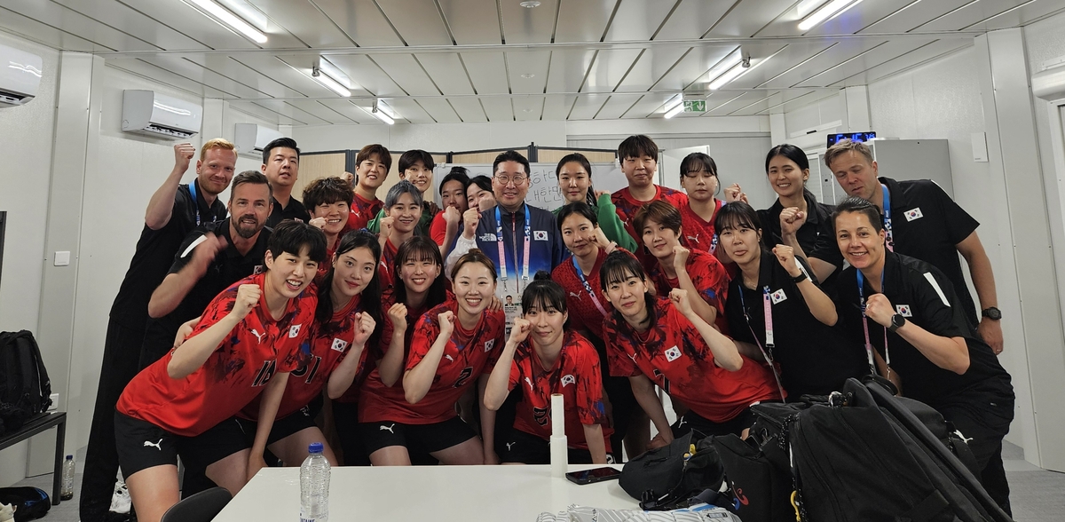 逆转失败！鹈鹕五虎93+29，小萨32+20，新纪录诞生，再见了莺歌